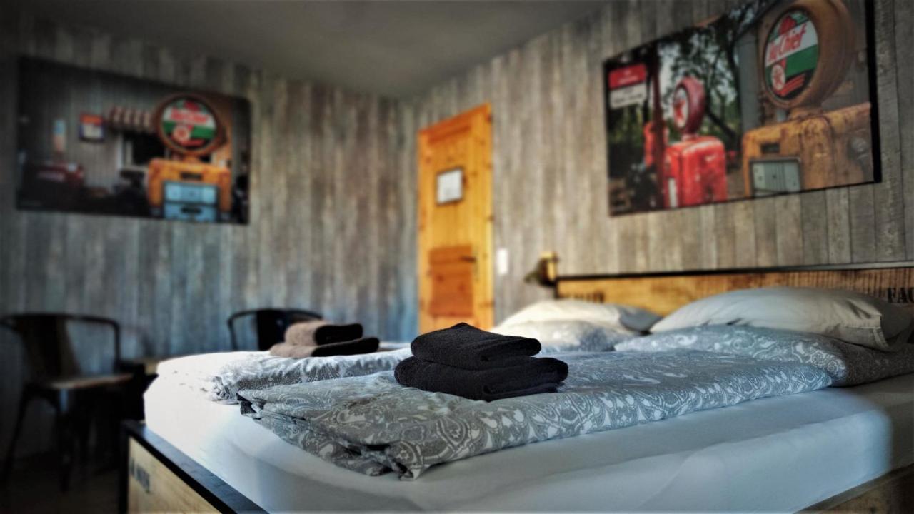 Roastineer Hotel Battenberg  Extérieur photo